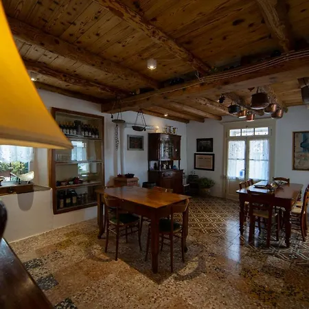 La Bottega De La Sminca Bed & Breakfast *