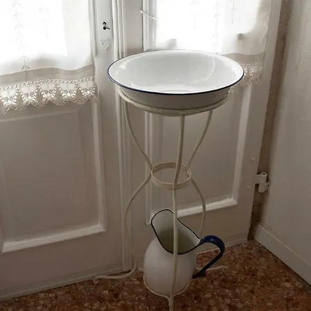La Bottega De La Sminca *